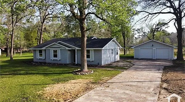 3012 Terry Ln