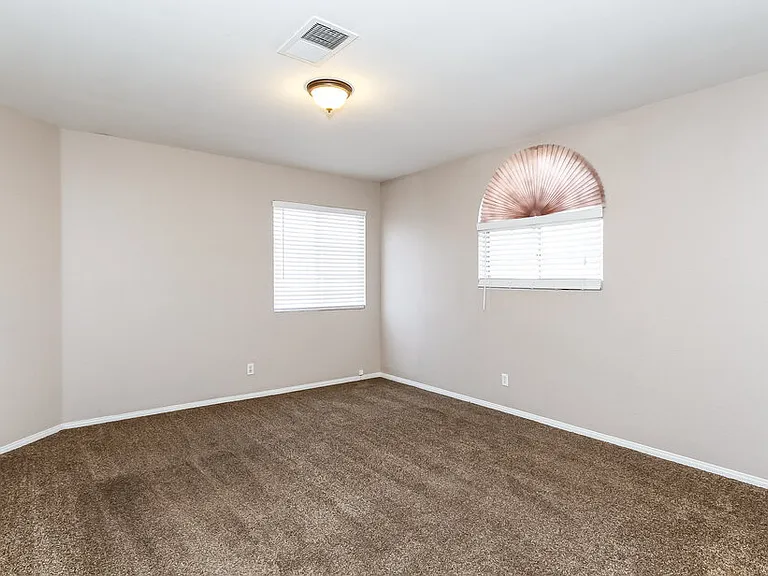 13 Sunmist Drive — Photo 10