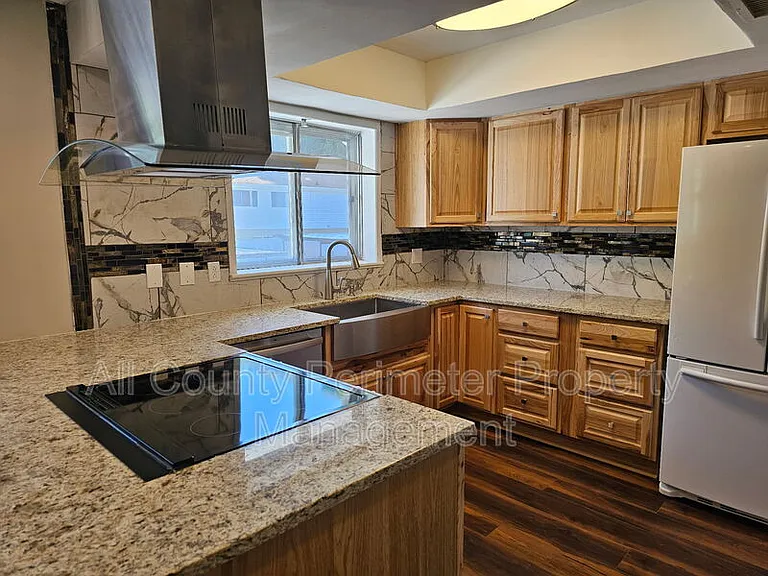 7309 Cardigan Cir — Photo 4
