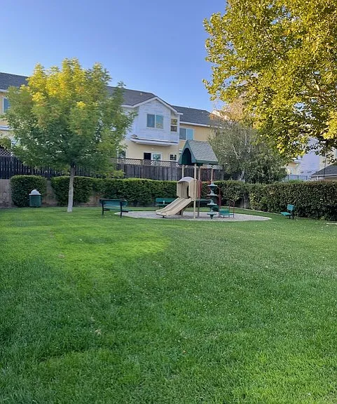 1040 La Costa Ln — Photo 23