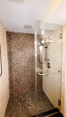 Rented by Mallan Real Estate Inc | media 17