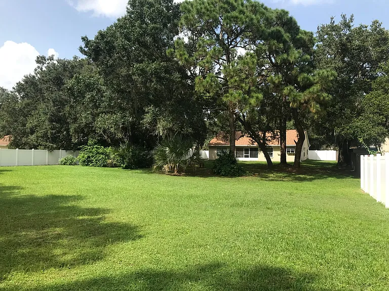 760 Riviera Dr NE — Photo 14