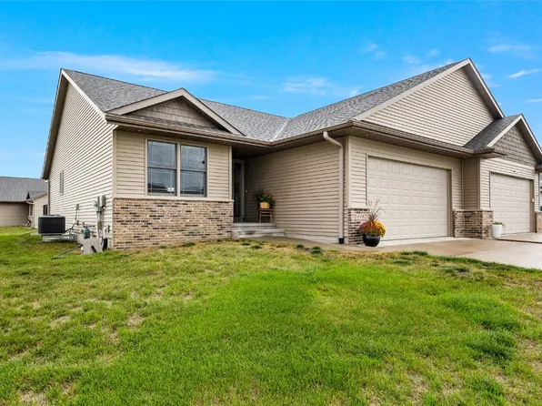 418 Prairie Hill Dr, Atkins, IA 52206