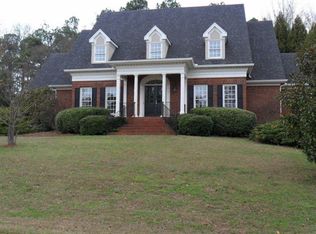 1413 Stratford Hall Ct, Grayson, GA