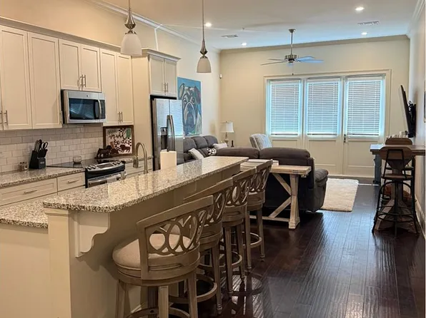 701 Russell St #334, Starkville, MS 39759