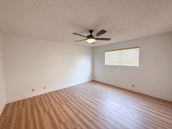 4th image of 1120 S Leland St #3