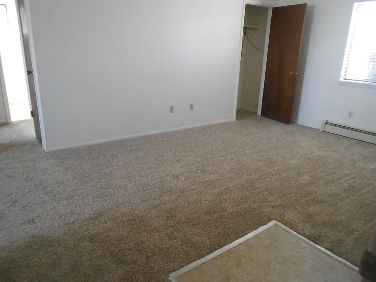 2541 Grand Ave — Photo 4