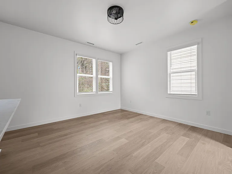 2815 Wilcox Pl — Photo 4
