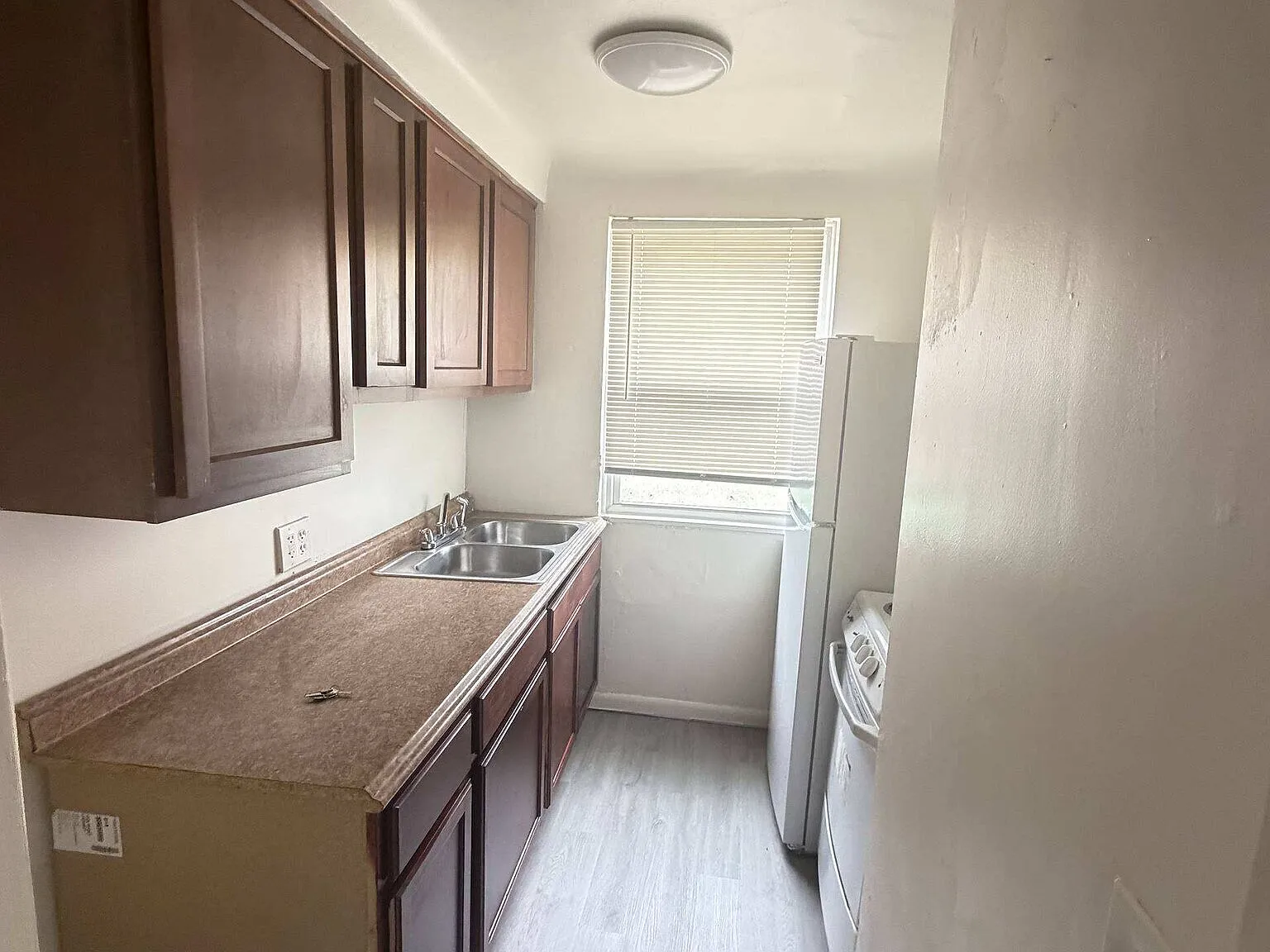 3158 Algonquin Pkwy — Photo 3