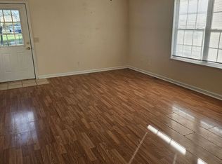 728 Connor St #A, South Roxana, IL 62087