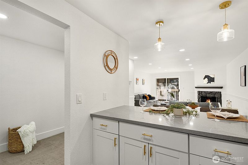 5th image of 14527 NE 40th Street #G104