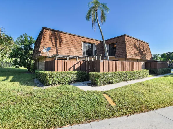 2406 24th Lane, Greenacres, FL 33463