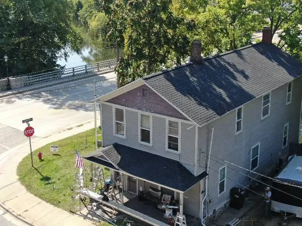 103 River St #1 & 2, Allegan, MI 49010