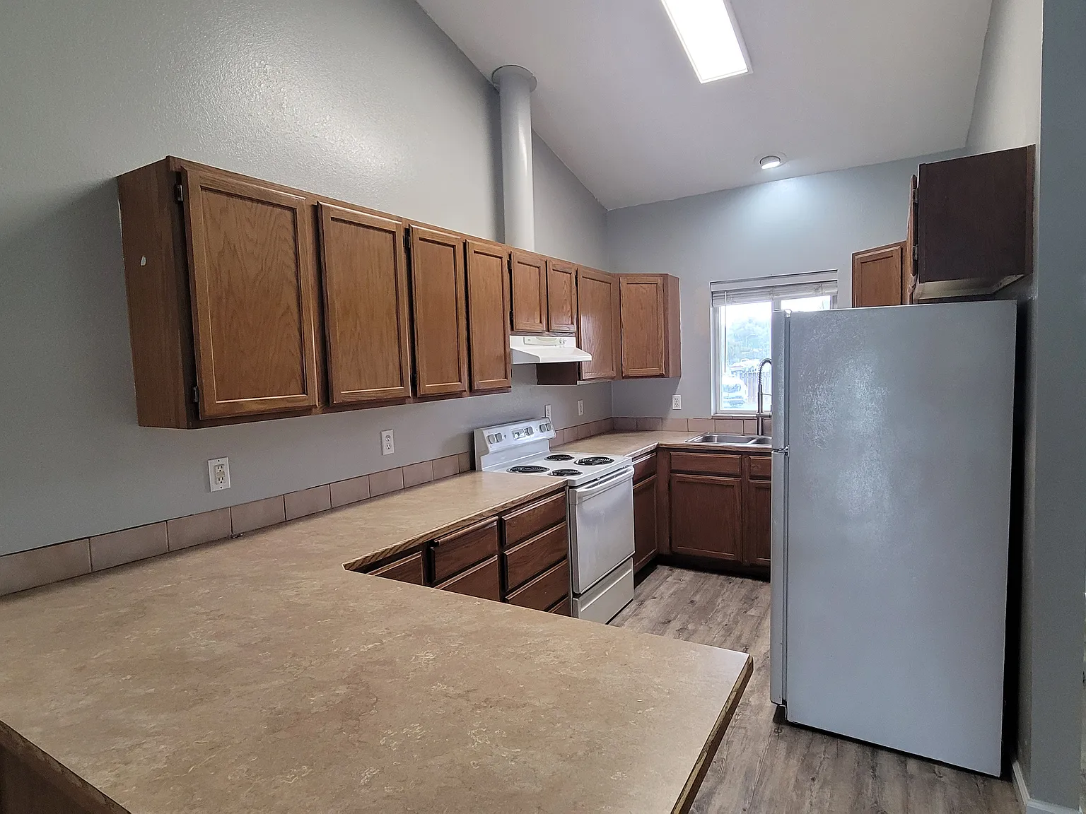 3 bed, 1150 sqft, $1,850 — Photo 4