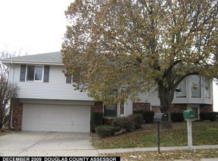 11105 Y St, Omaha, NE 68137