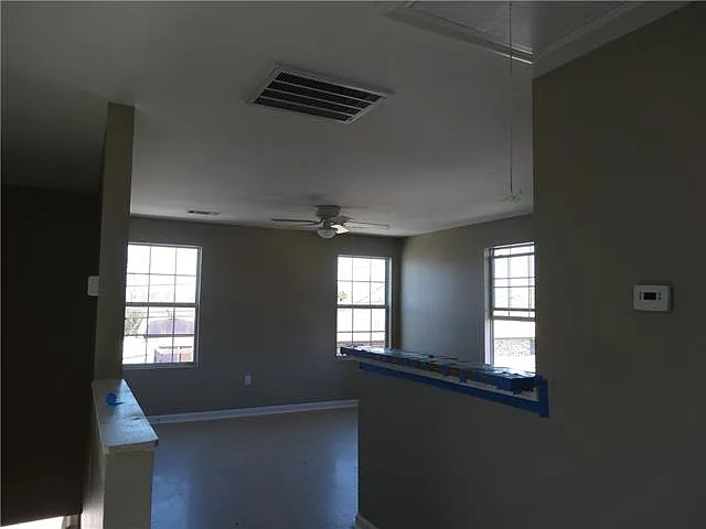 1 bed, 1.0 bath, 600 sqft, $1,100 — Photo 4
