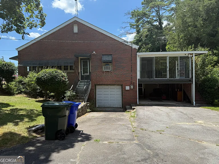 998 Highland Cir SE — Photo 4