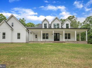 40070 Green Tree Dr, Leonardtown, MD