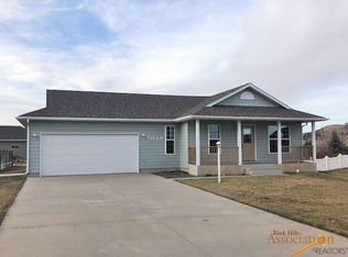 7020 Leisure Ln, Summerset, SD 57718