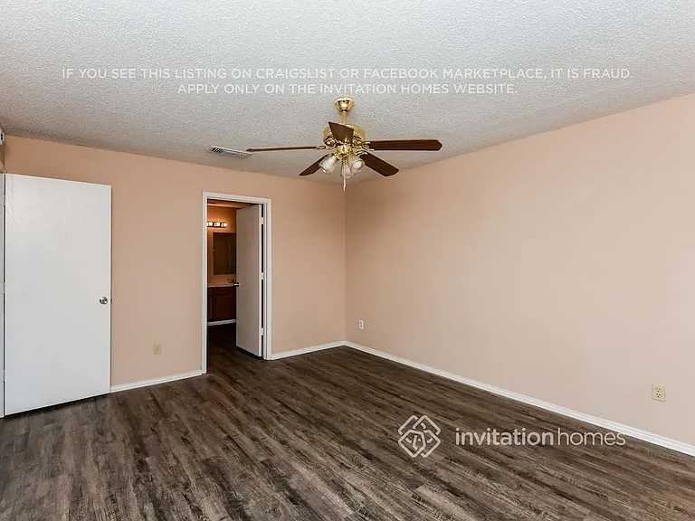 3805 Waxwing Cir S — Photo 10