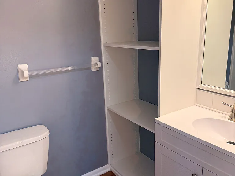 8404 Fathom Dr — Photo 10