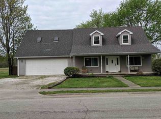 401 Snapp St, Oaktown, IN