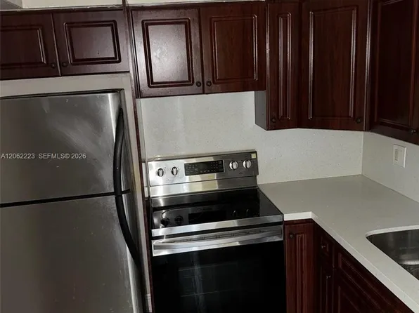 14052 NE 2nd Ct #2-2-1, Miami, FL 33161
