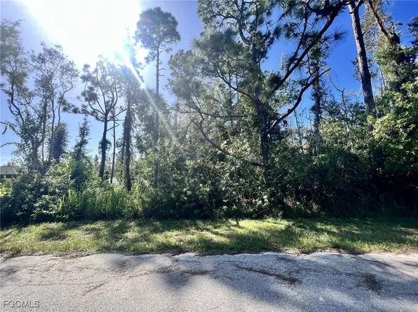 27455 N Twin Lakes Dr, Punta Gorda, FL 33955