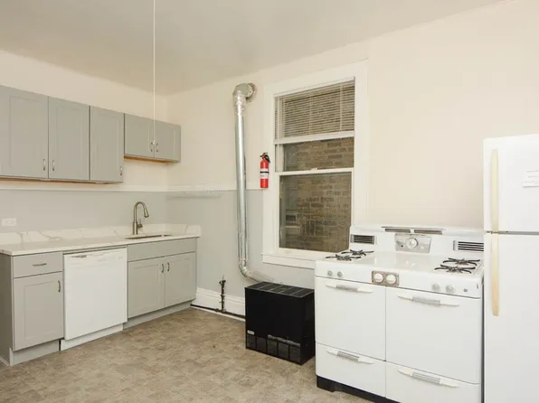 3426 N Lincoln Ave #5C, Chicago, IL 60657