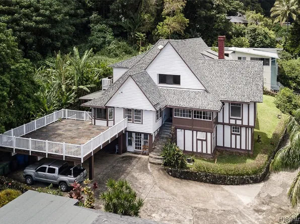 3236 Huelani Dr, Honolulu, HI 96822