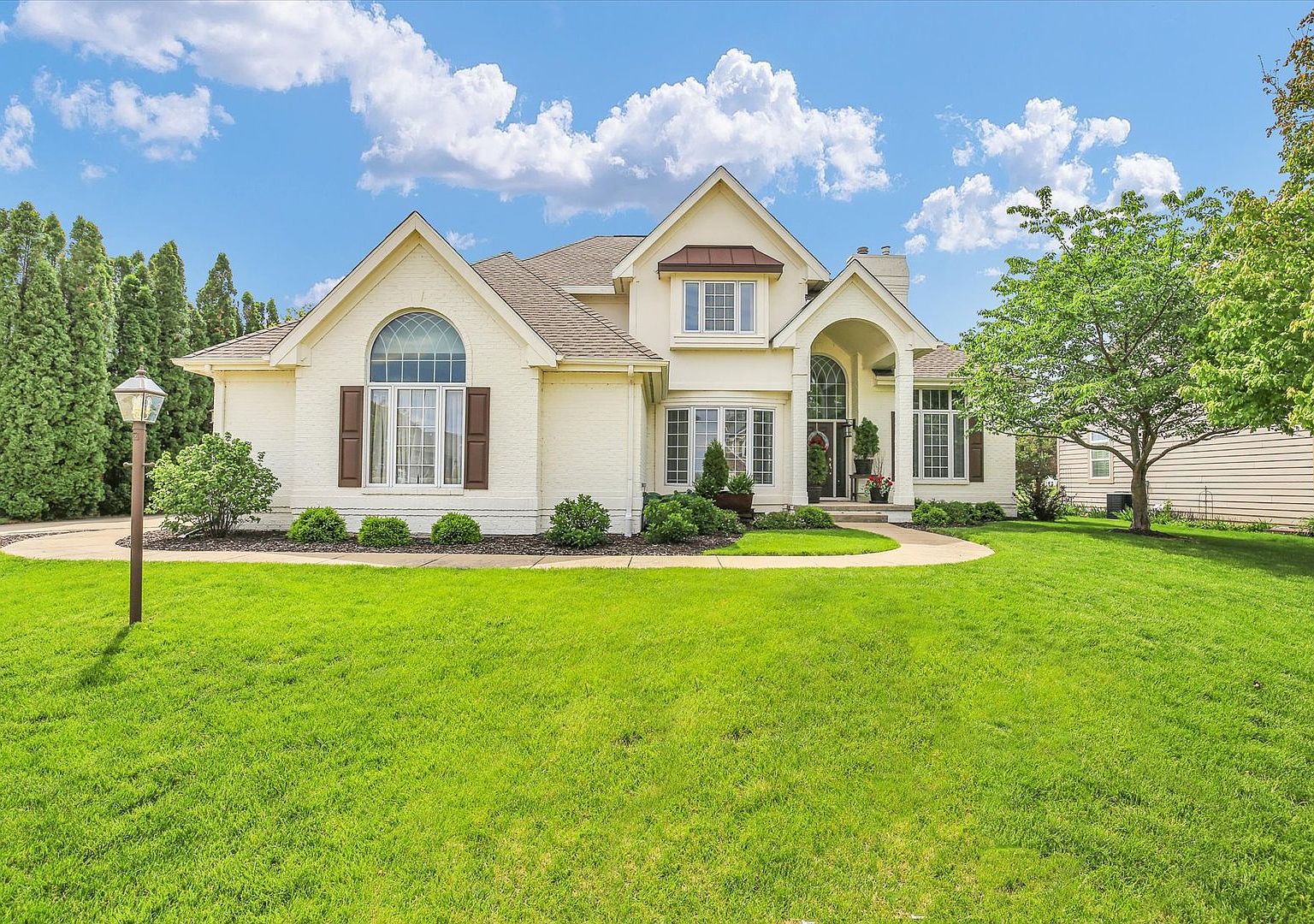 3005 E Stone Creek Blvd