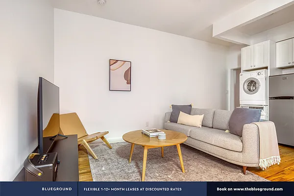 Rented by The Blueground | media 19