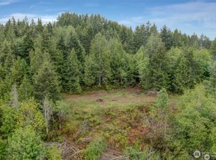 881 E Eagle Point Dr, Shelton, WA 98584