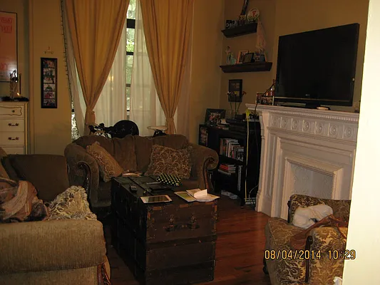 Rented by Magnone Real Estate | media 28