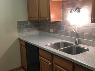 6188 Knoll Wood Rd #306, Willowbrook, IL