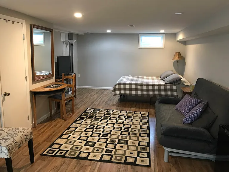 120 E Rosemont Ave — Photo 10