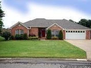 1805 Calhoun Dr, Conway, AR 72034