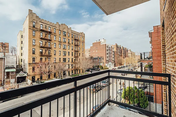 Rented by Nooklyn NYC LLC | media 59