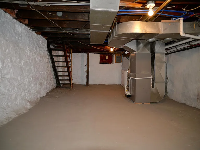 467 Taylor St — Photo 18