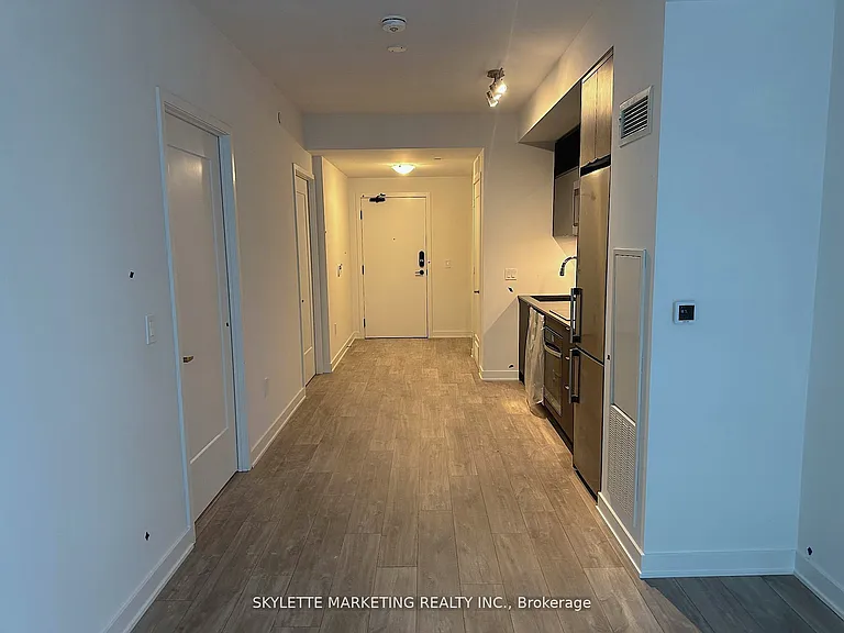 70 Princess St #1433-E — Photo 3