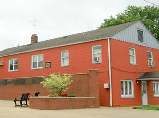 104 W Adams St APT 5, Herrin, IL 62948