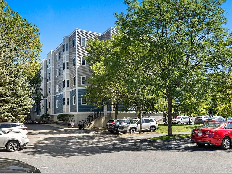 30 Franklin St #309 — Photo 18