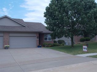 5064 55th Ave, Bettendorf, IA