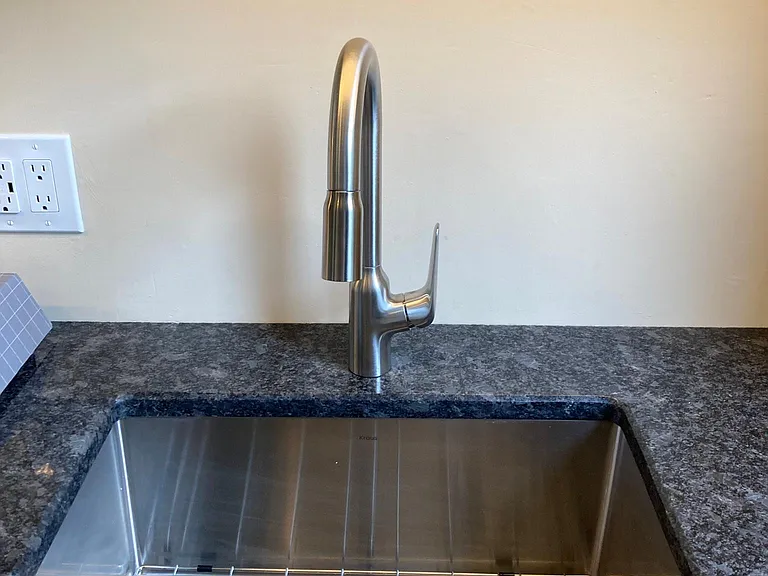 324 Madison Pl #2 — Photo 8