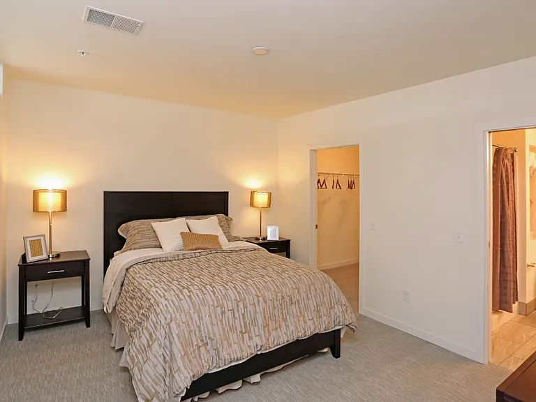 Metreau Apartments — Photo 15