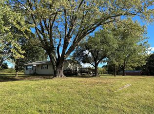 5946 Highway 50, Gerald, MO 63037