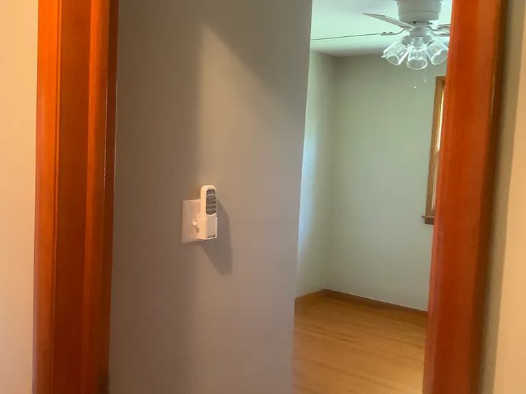 460 Park Ave — Photo 6