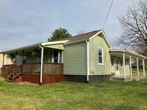 253 Waterworks Rd, Radford, VA 24141