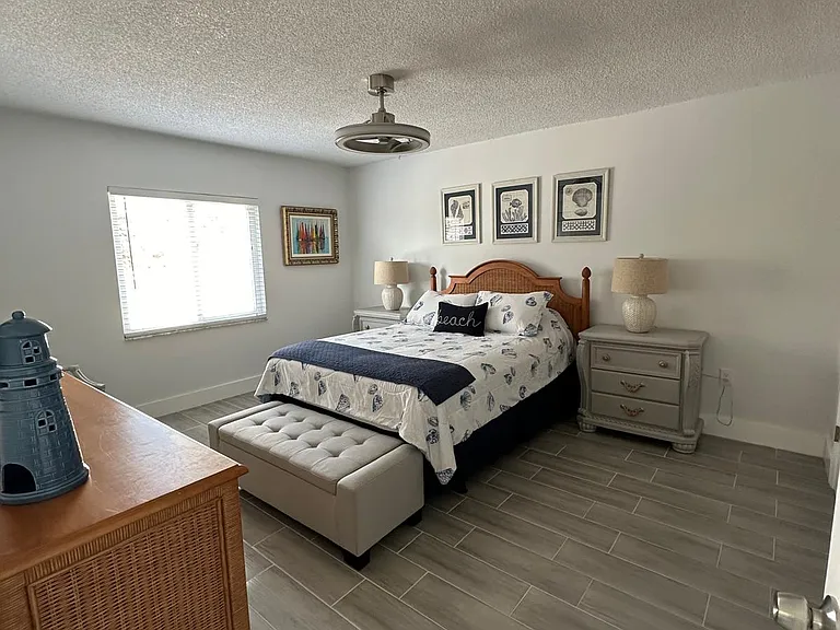 301 87th Ave #203 — Photo 7