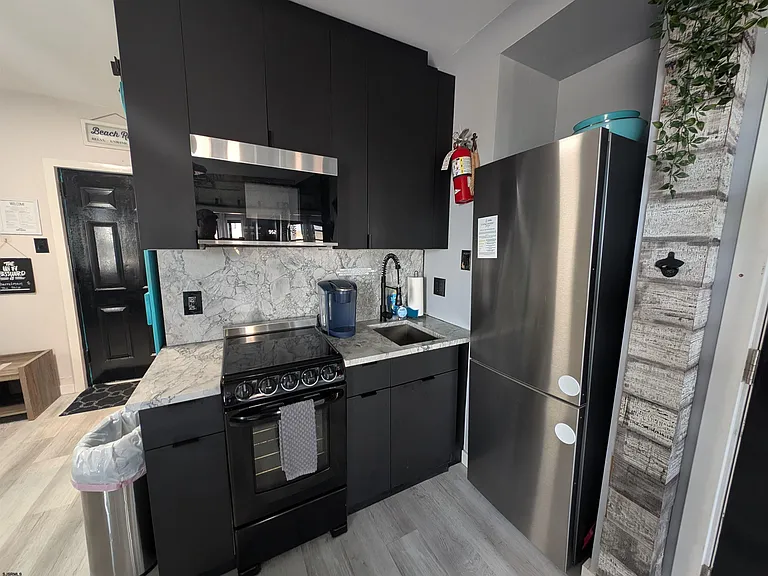 526 Atlantic Ave — Photo 32